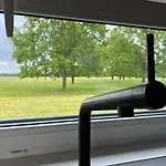 Airpark-lodge Vakantiehuis Lärz