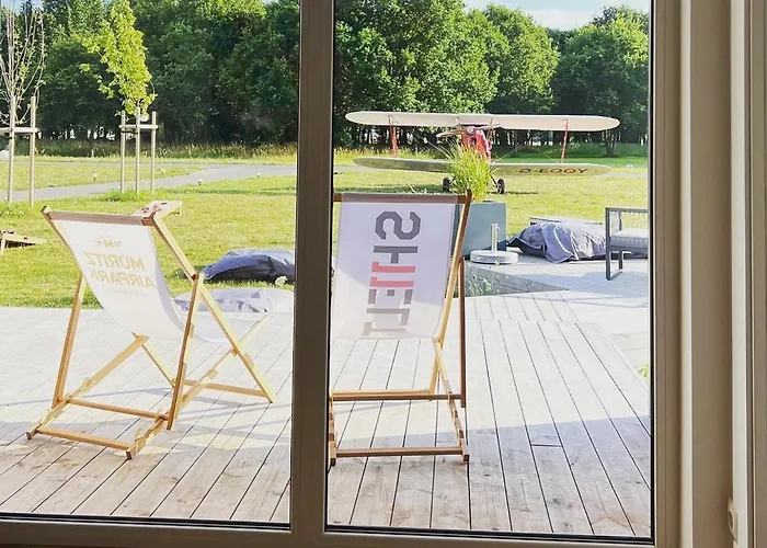 Airpark-lodge Дом отдыха Larz