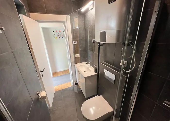 Airpark-lodge * Larz